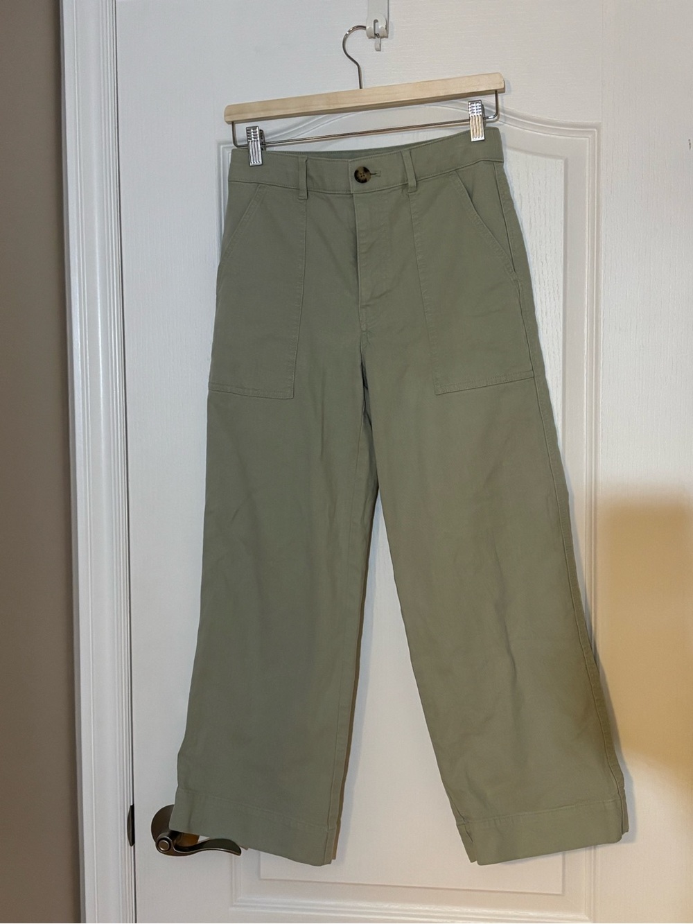 Club Monaco Pastel Green Pants